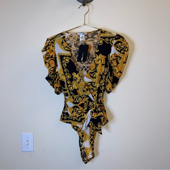 Fashion Nova “I Don’t Speak Broke” Baroque Wrap Bodysuit NWT M - Picture 4 of 12